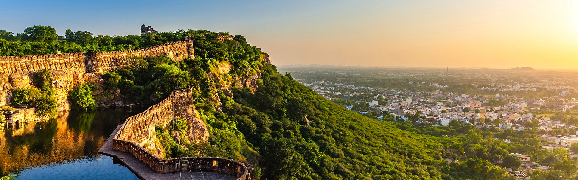 Book Delhi To Roorkee  Cab 